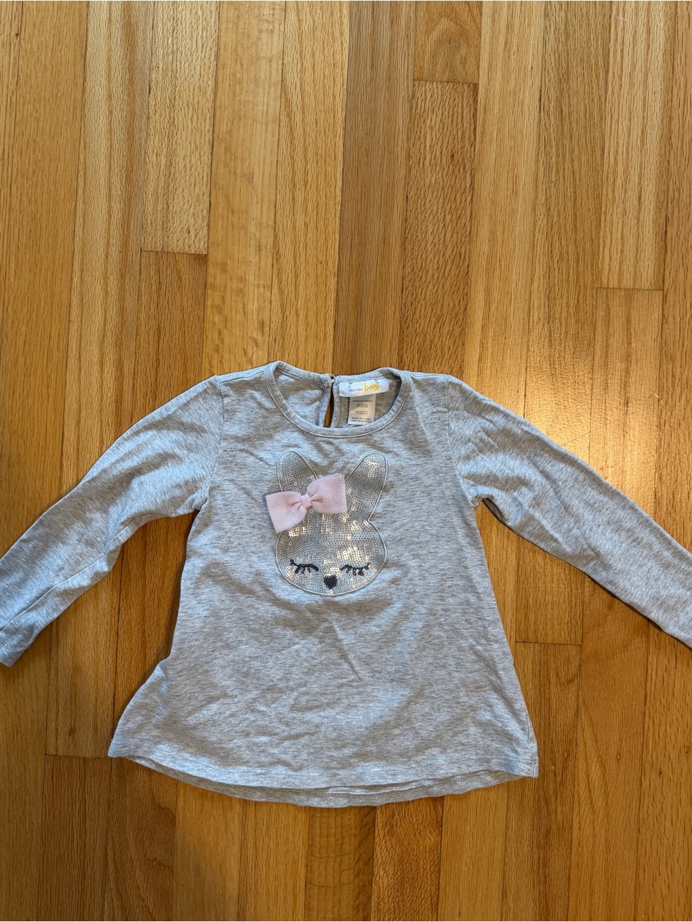 Bloomingdale's Girls' Light Gray Long-Sleeve Top with Sequin Bunny and Pink Bow